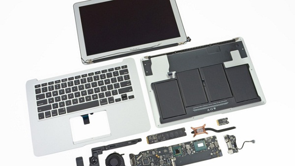 815941 - Cách xử lý khi laptop bị nước vào